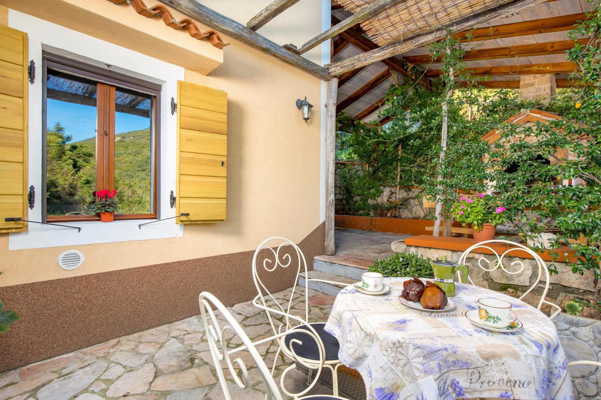 Anamaria Rustic Apartments Mošćenička Draga Exterior foto